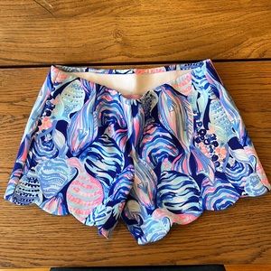 Lilly Pulitzer scalloped shorts
